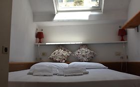 Maison De Minou - Pied-A-Terre